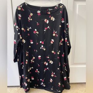 NWT J. Jill Luxe Supima pleat-back top